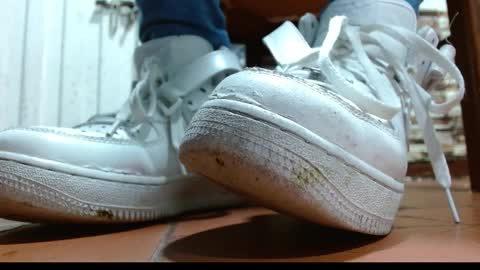 TELL ME MISS online show from October 2025 02:52:01 AM