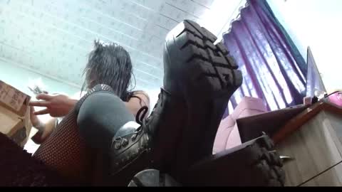 TELL ME MISS online show from October 2025 04:04:02 PM