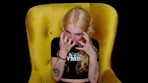 Misss Lola Angel online show from September 2025 02:28:01 PM