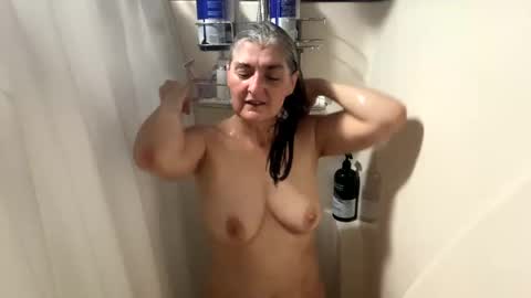 Miss Spooky Silverstacker online show from September 2025 11:00:02 AM