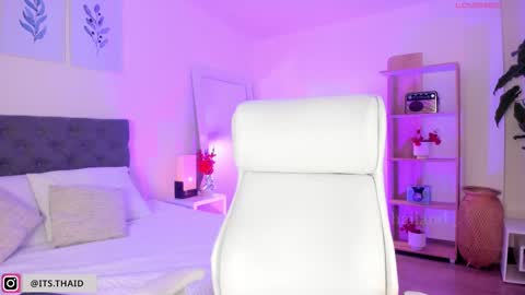 Fernanda Davila online show from February 2025 11:15:01 PM