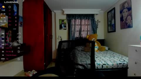 Snapshot of missvalery1 chatting on April 2026 09:09:02 PM missvalery1 online show from April 2026 09:09:02 PM