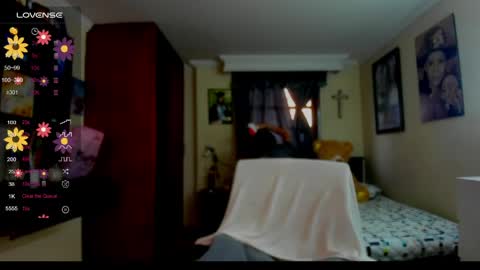 Snapshot of missvalery1 chatting on April 2026 07:29:01 PM missvalery1 online show from April 2026 07:29:01 PM