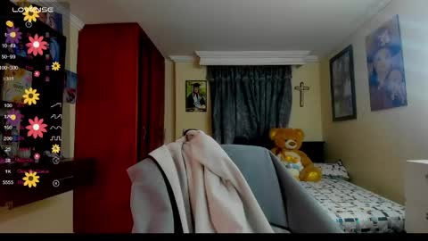 Snapshot of missvalery1 chatting on April 2026 01:42:02 AM missvalery1 online show from April 2026 01:42:02 AM