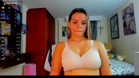 Snapshot of missvalery1 chatting on April 2026 11:14:02 PM missvalery1 online show from April 2026 11:14:02 PM