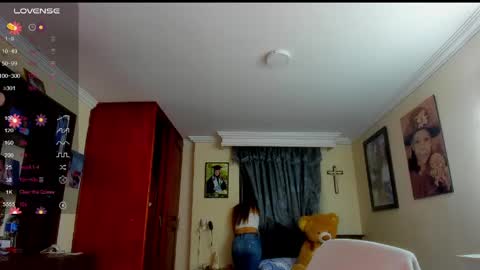 Snapshot of missvalery1 chatting on May 2026 01:25:02 AM missvalery1 online show from May 2026 01:25:02 AM