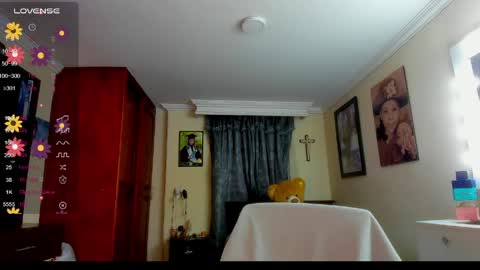 Snapshot of missvalery1 chatting on May 2026 10:48:01 PM missvalery1 online show from May 2026 10:48:01 PM