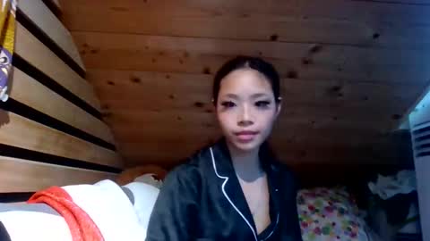 Miss Versatile online show from June 2026 06:51:02 PM