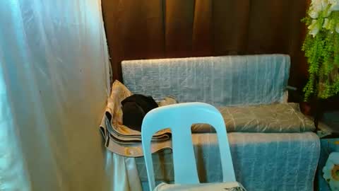 Snapshot of missviolet11 chatting on December 2024 03:08:02 PM SweetViolet online show from December 2024 03:08:02 PM