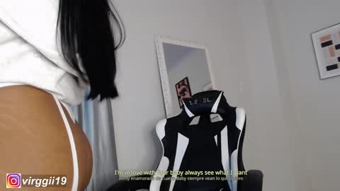 missvirggii online show from September 2025 09:59:02 PM