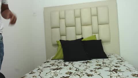 MissyCristian online show from March 2026 03:17:01 AM