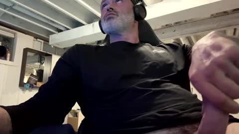 Snapshot of mister_bigg_dick chatting on January 2025 05:48:01 AM AJ online show from January 2025 05:48:01 AM