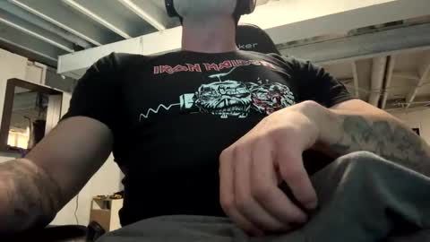 Snapshot of mister_bigg_dick chatting on January 2025 05:52:01 AM AJ online show from January 2025 05:52:01 AM