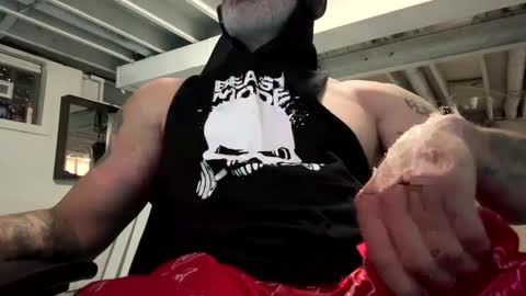 Snapshot of mister_bigg_dick chatting on March 2025 05:50:02 AM AJ online show from March 2025 05:50:02 AM