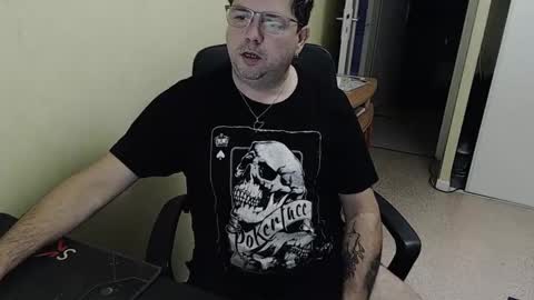 Snapshot of mistercoeur1 chatting on December 2024 08:22:01 AM mistercoeur online show from December 2024 08:22:01 AM