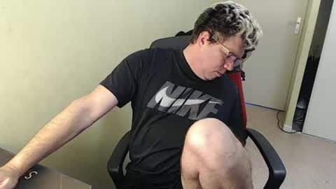 Snapshot of mistercoeur1 chatting on January 2025 03:55:01 PM mistercoeur online show from January 2025 03:55:01 PM