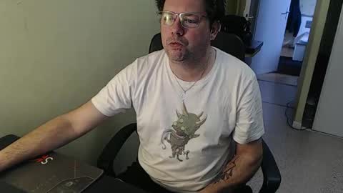 Snapshot of mistercoeur1 chatting on January 2025 09:02:02 AM mistercoeur online show from January 2025 09:02:02 AM