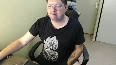 Snapshot of mistercoeur1 chatting on February 2025 08:11:01 AM mistercoeur online show from February 2025 08:11:01 AM