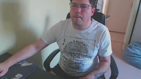 Snapshot of mistercoeur1 chatting on February 2025 03:38:02 PM mistercoeur online show from February 2025 03:38:02 PM