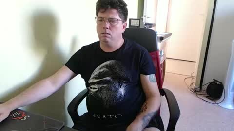 Snapshot of mistercoeur1 chatting on October 2025 02:36:01 PM mistercoeur online show from October 2025 02:36:01 PM