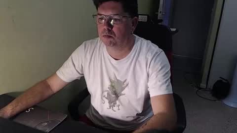 Snapshot of mistercoeur1 chatting on November 2025 08:14:01 AM mistercoeur online show from November 2025 08:14:01 AM