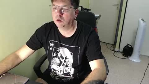 Snapshot of mistercoeur1 chatting on November 2025 08:25:01 AM mistercoeur online show from November 2025 08:25:01 AM