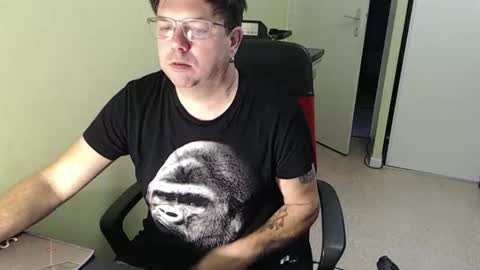 Snapshot of mistercoeur1 chatting on November 2025 08:39:02 AM mistercoeur online show from November 2025 08:39:02 AM