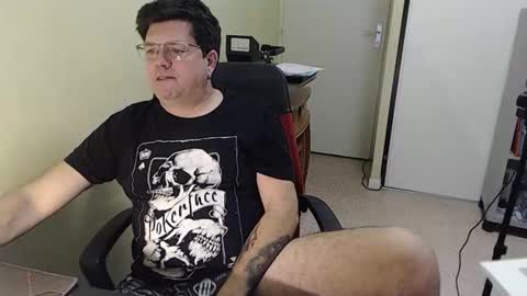 Snapshot of mistercoeur1 chatting on December 2025 04:55:02 PM mistercoeur online show from December 2025 04:55:02 PM