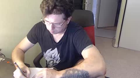 Snapshot of mistercoeur1 chatting on February 2026 08:37:01 AM mistercoeur online show from February 2026 08:37:01 AM