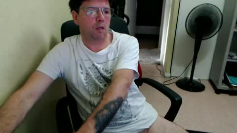 Snapshot of mistercoeur1 chatting on June 2026 07:29:02 AM mistercoeur online show from June 2026 07:29:02 AM