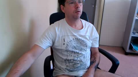Snapshot of mistercoeur1 chatting on July 2026 06:48:01 AM mistercoeur online show from July 2026 06:48:01 AM