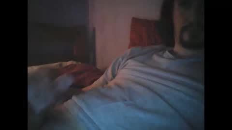 Snapshot of misterice93 chatting on December 2024 05:14:01 PM MrWhite08 online show from December 2024 05:14:01 PM