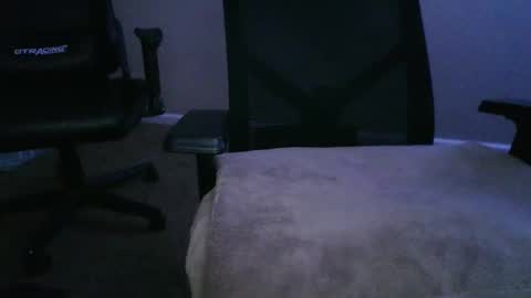 Snapshot of misterthickdicc chatting on March 2026 03:33:02 AM Julius online show from March 2026 03:33:02 AM