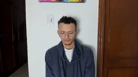 Snapshot of mistic_orgamsxxx18 chatting on June 2026 01:23:01 PM Sexy couple ready to play without limits here we do everything online show from June 2026 01:23:01 PM