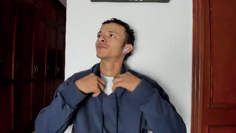 Snapshot of mistic_orgamsxxx18 chatting on June 2026 01:25:01 PM Sexy couple ready to play without limits here we do everything online show from June 2026 01:25:01 PM