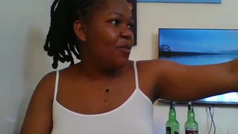 Snapshot of misticmoment chatting on June 2026 06:38:02 AM misticmoment online show from June 2026 06:38:02 AM