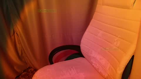 mistr_daria_femdom online show from April 2026 10:03:02 PM