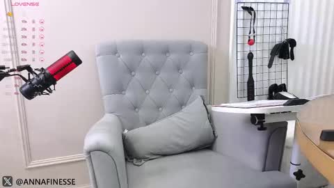 Her Infernal Majesty online show from March 2025 04:30:02 PM