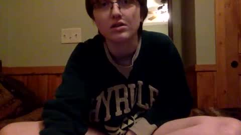 Snapshot of mistress_callie chatting on April 2026 03:36:02 AM Lassie Cassie online show from April 2026 03:36:02 AM