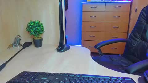 Mistress Kristi online show from March 2025 09:15:02 PM