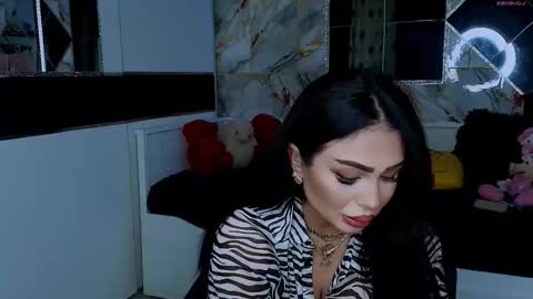 mistress_meryem online show from November 2025 12:32:01 AM