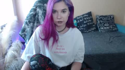 Snapshot of mistressbailey_x chatting on April 2026 12:00:01 PM Miss Bailey online show from April 2026 12:00:01 PM