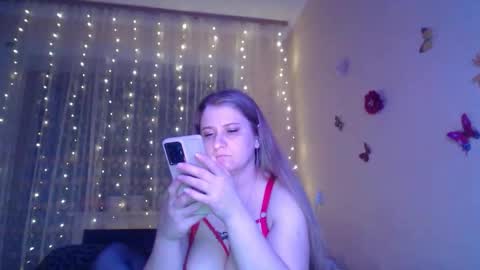 mistresscaro online show from March 2026 07:50:02 PM