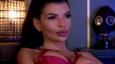 Snapshot of mistresselenia chatting on September 2025 08:15:01 AM Elenia online show from September 2025 08:15:01 AM