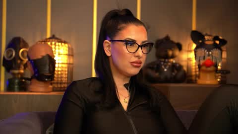 Mistress Kelly online show from February 2026 11:28:01 PM