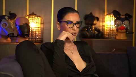 Mistress Kelly online show from April 2026 08:06:01 PM