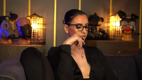 Mistress Kelly online show from April 2026 09:45:02 PM