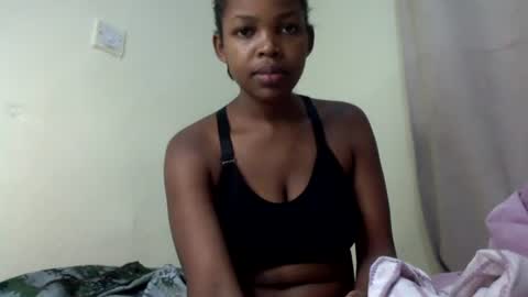 Snapshot of misty_shee chatting on June 2026 12:04:01 AM misty_shee online show from June 2026 12:04:01 AM
