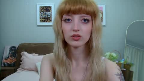 Misty online show from April 2026 07:07:02 PM