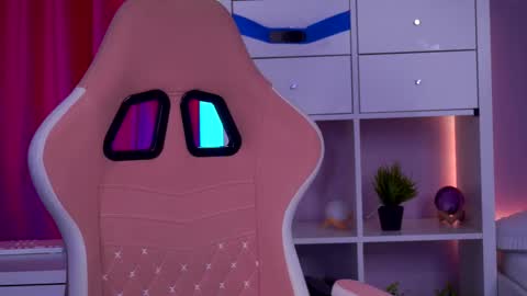 Snapshot of mistyreeds chatting on February 2026 05:45:01 AM Misty online show from February 2026 05:45:01 AM